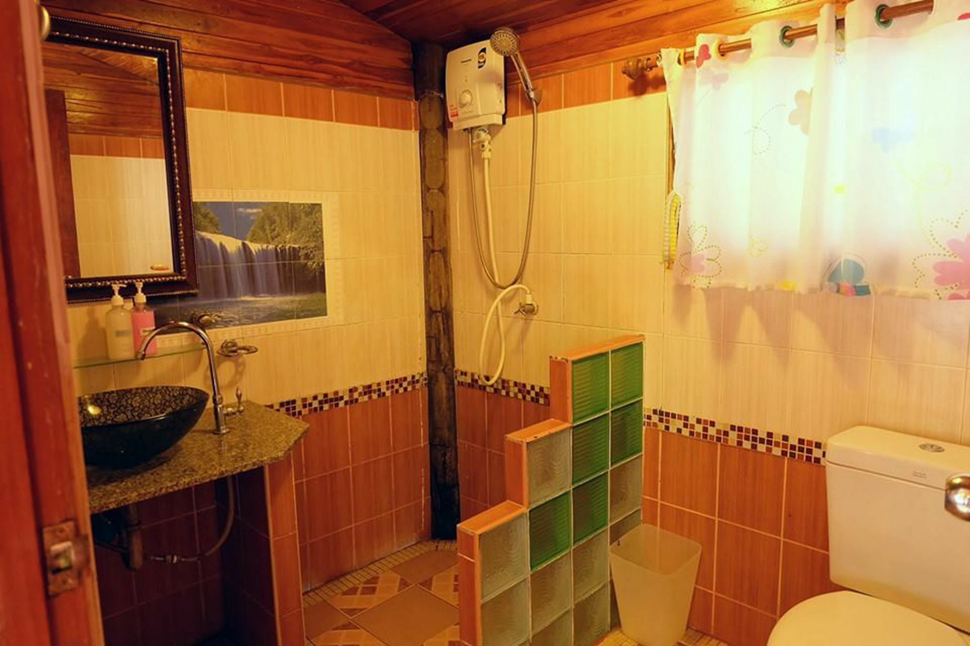 Ban Sairung Hotel Rayong Ngoại thất bức ảnh